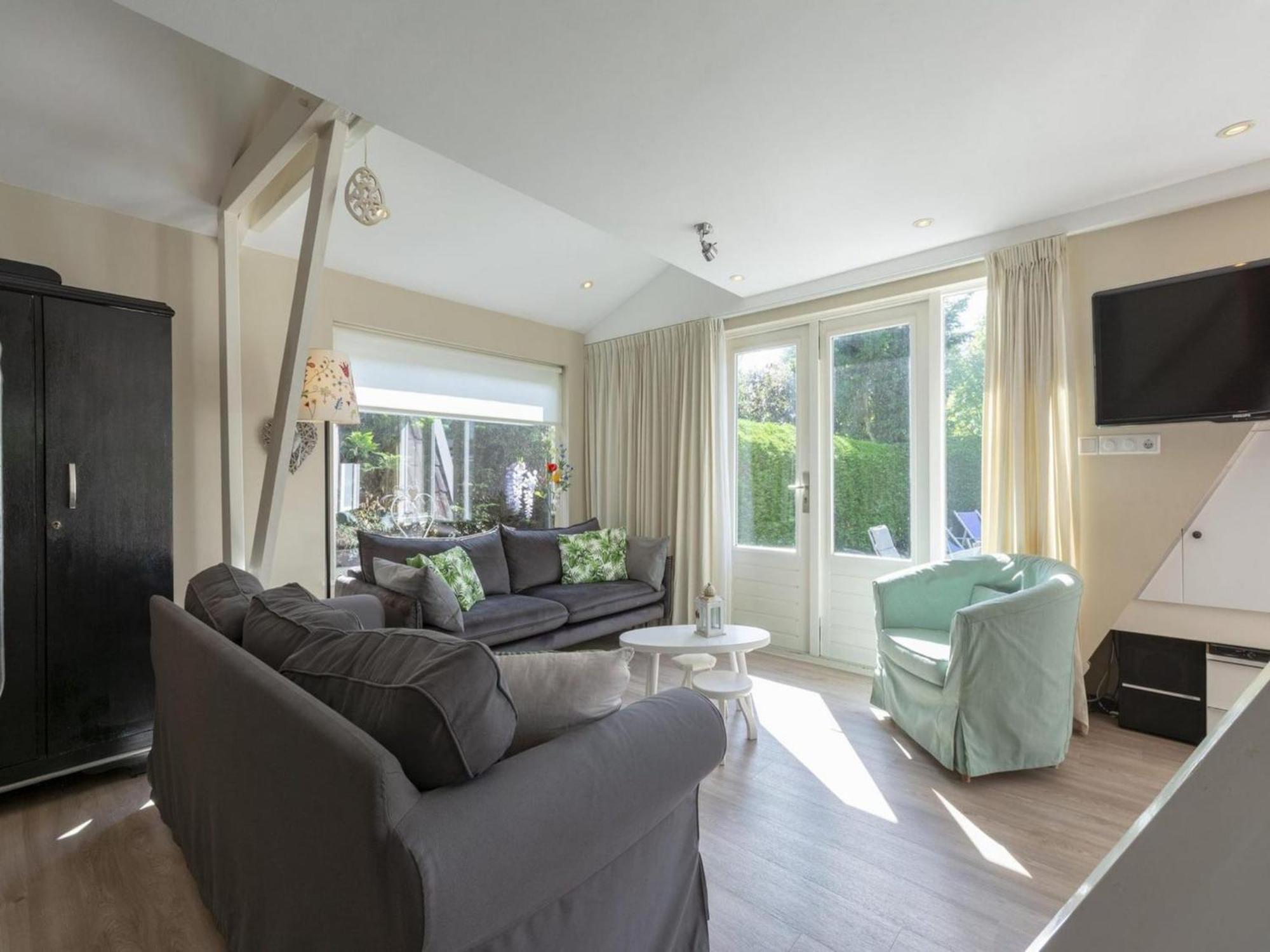 Cozy Holiday Home With Garden Sint Maartensvlotbrug Luaran gambar