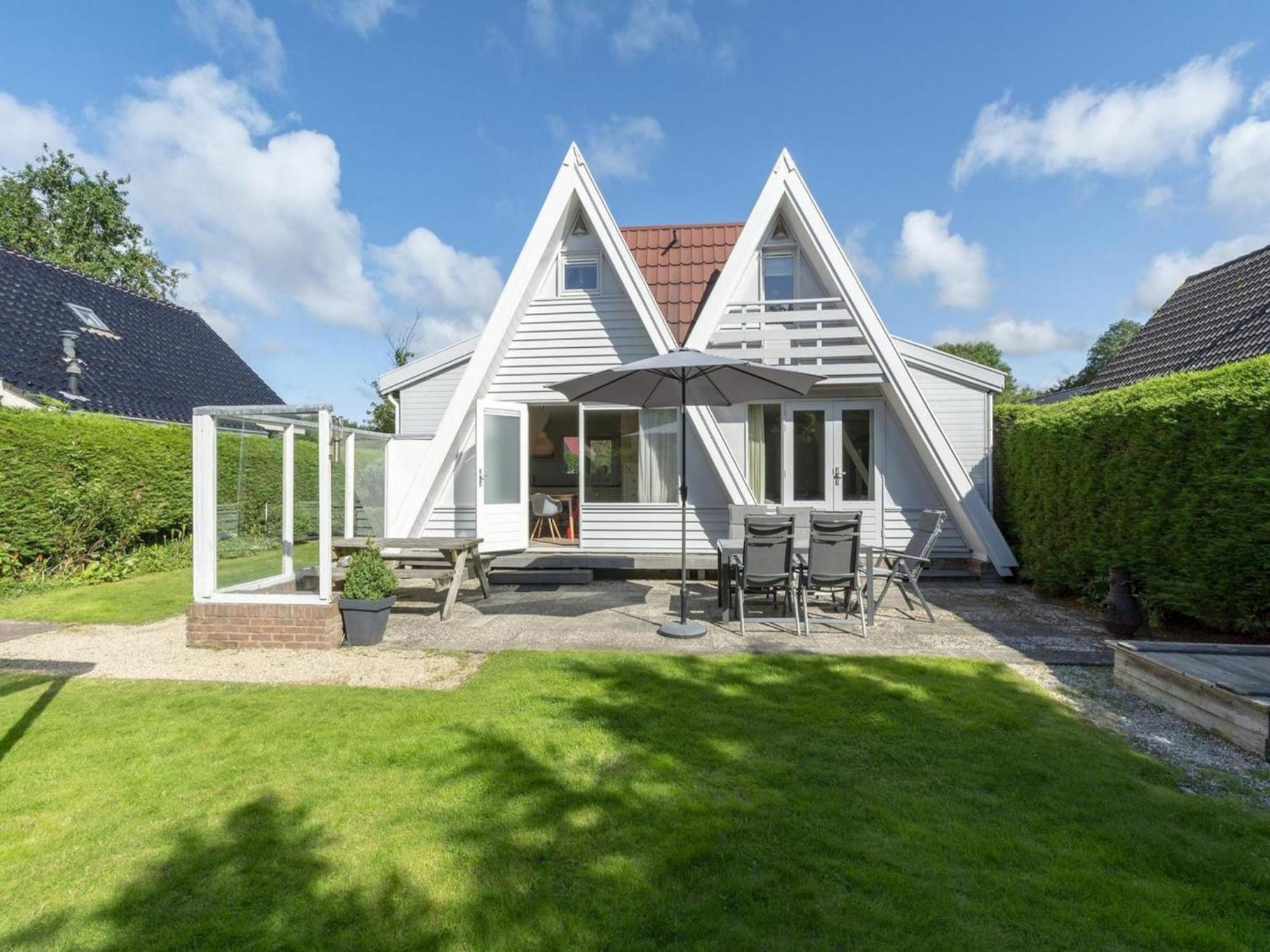 Cozy Holiday Home With Garden Sint Maartensvlotbrug Luaran gambar