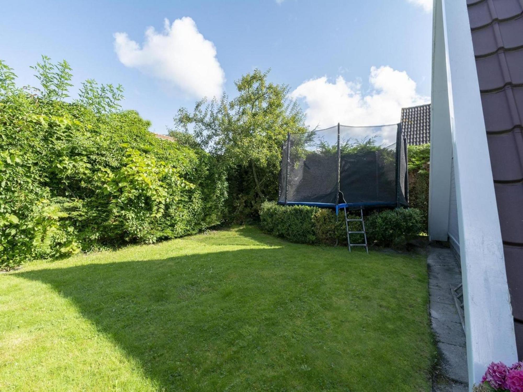 Cozy Holiday Home With Garden Sint Maartensvlotbrug Luaran gambar