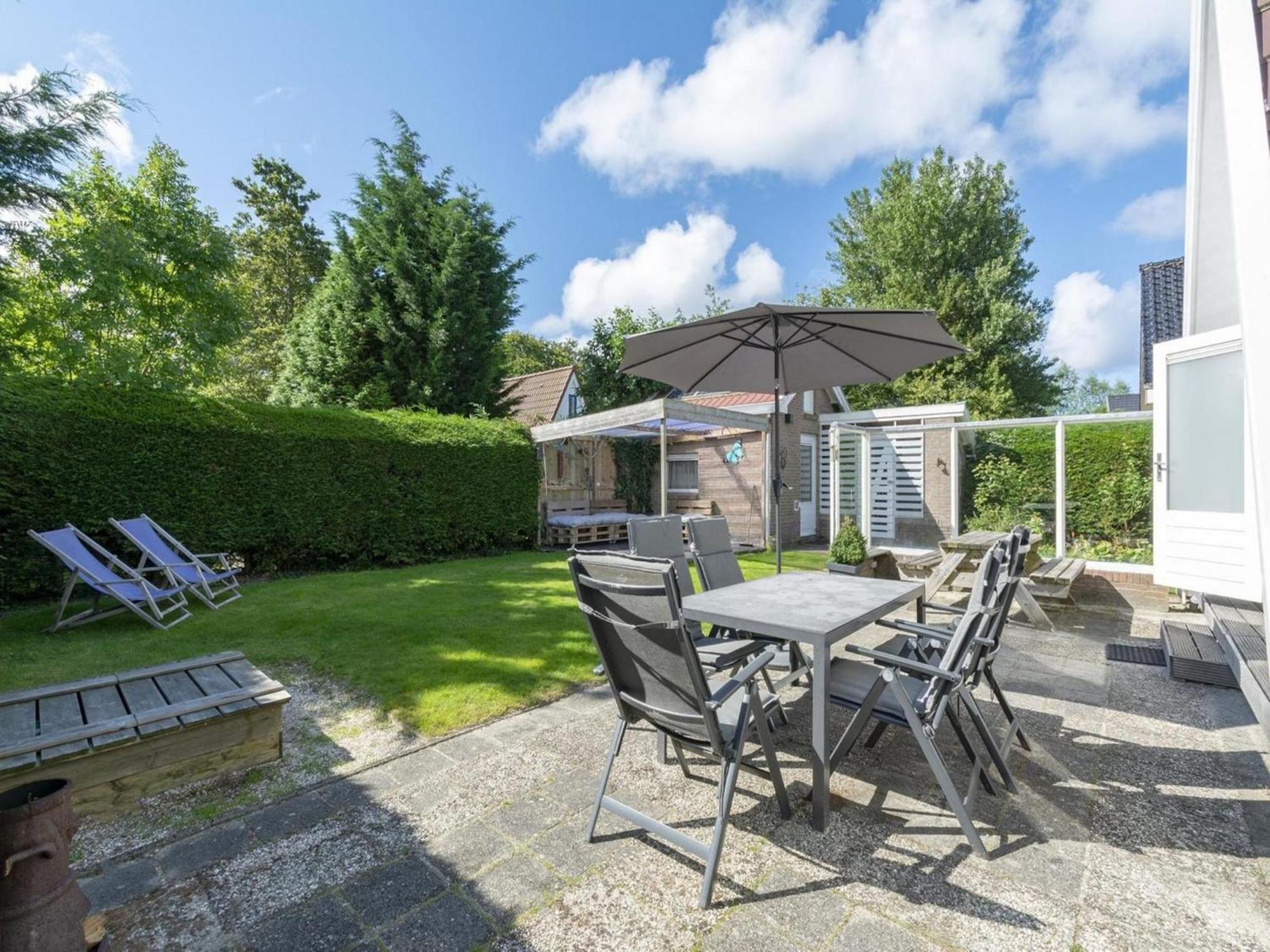Cozy Holiday Home With Garden Sint Maartensvlotbrug Luaran gambar