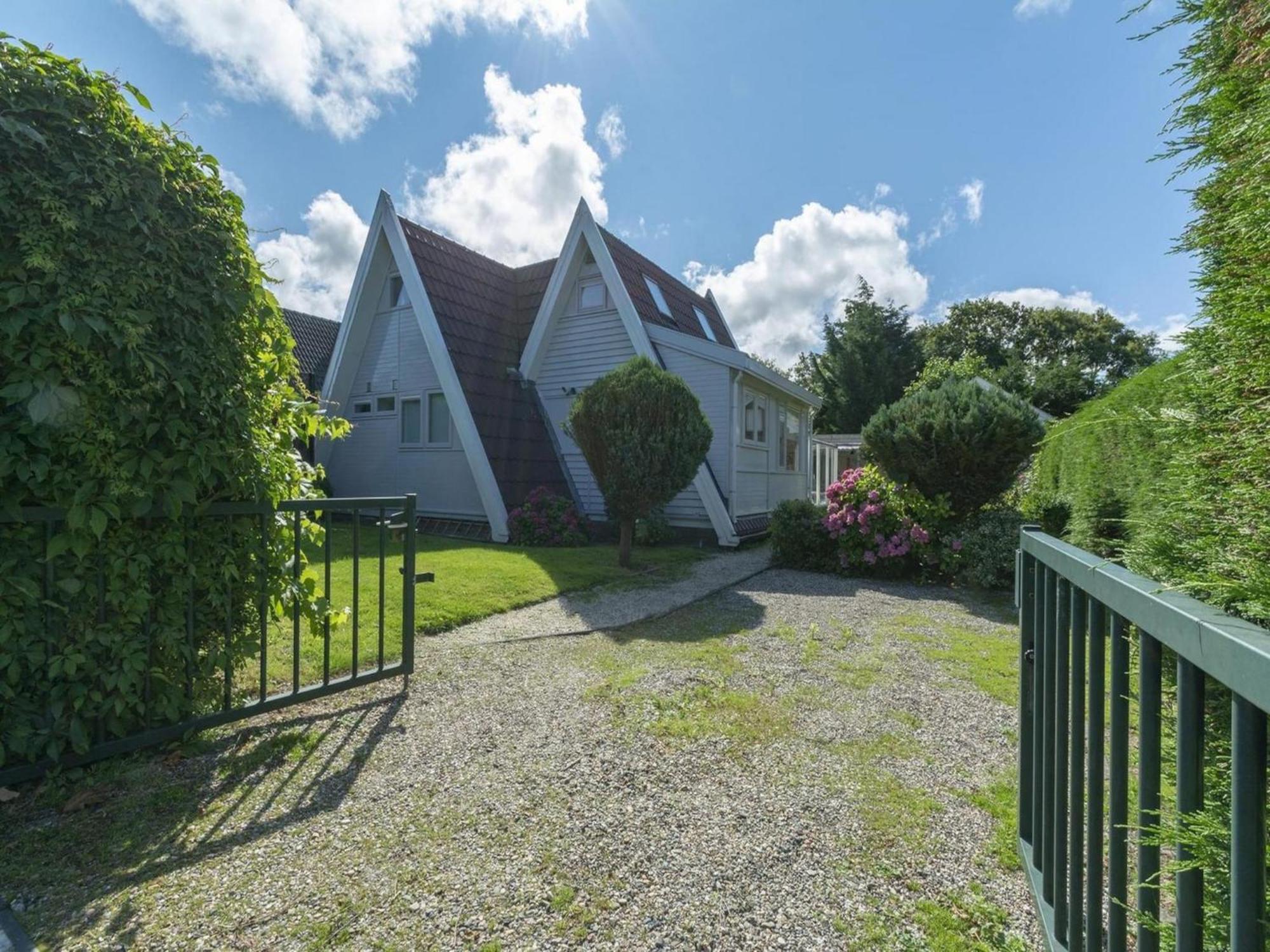 Cozy Holiday Home With Garden Sint Maartensvlotbrug Luaran gambar